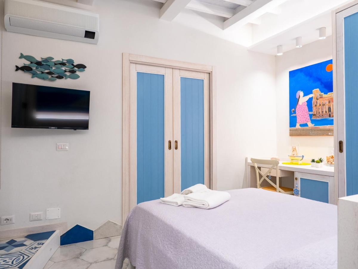 Clicka&Sleep Caracciolo Apartment Naples Exterior photo