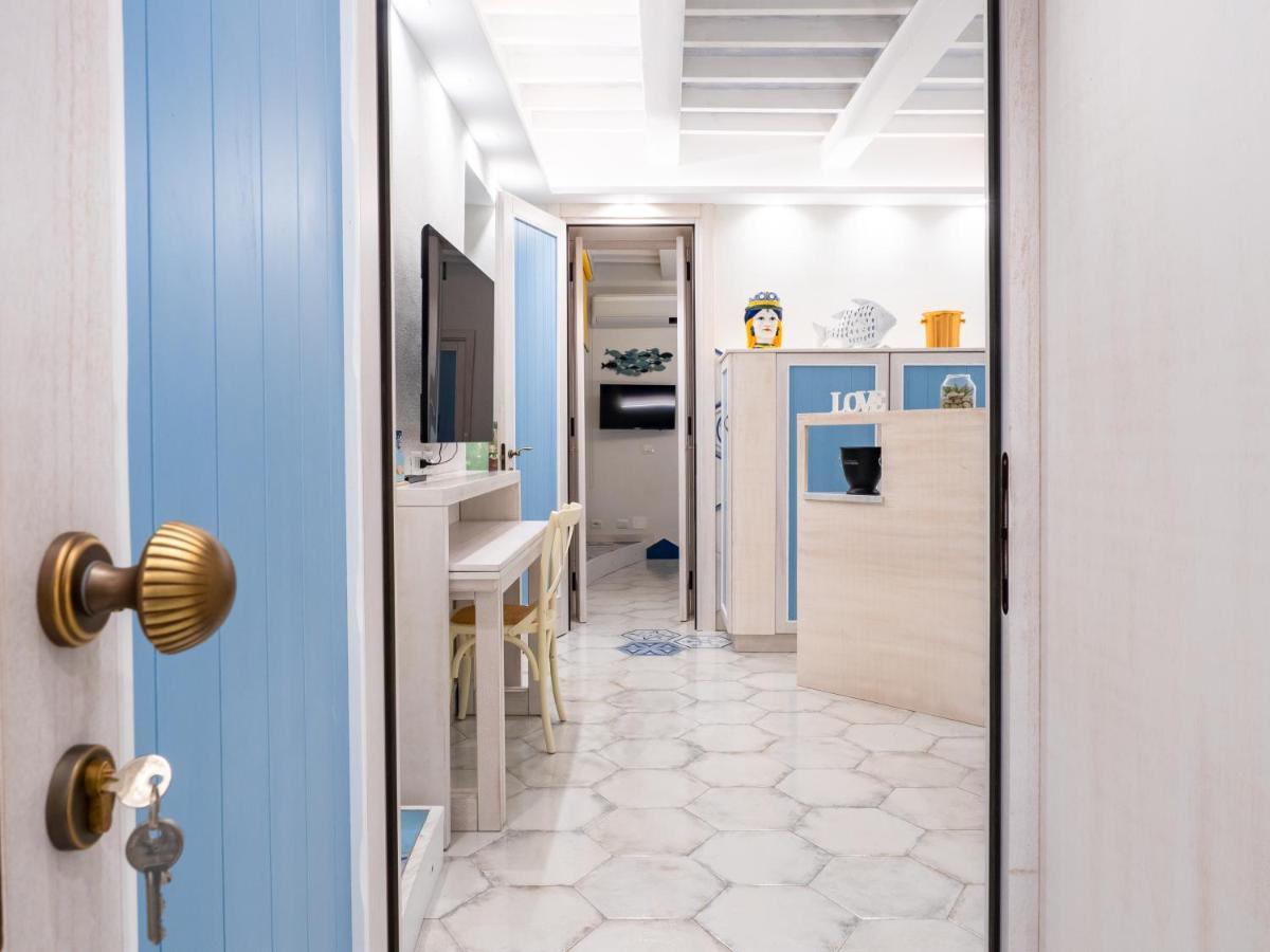 Clicka&Sleep Caracciolo Apartment Naples Exterior photo